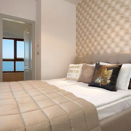 La Penthouse Διαμέρισμα *